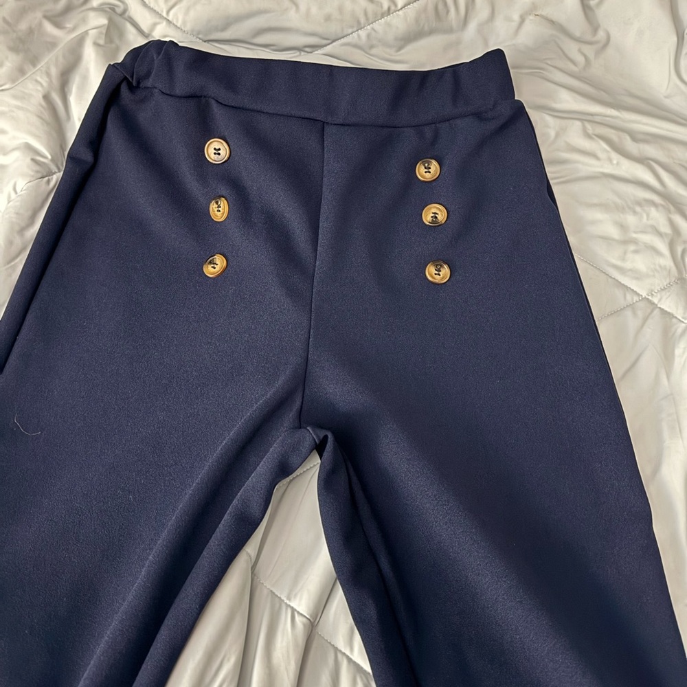 SHEIN Navy Cropped Pants with Gold Buttons